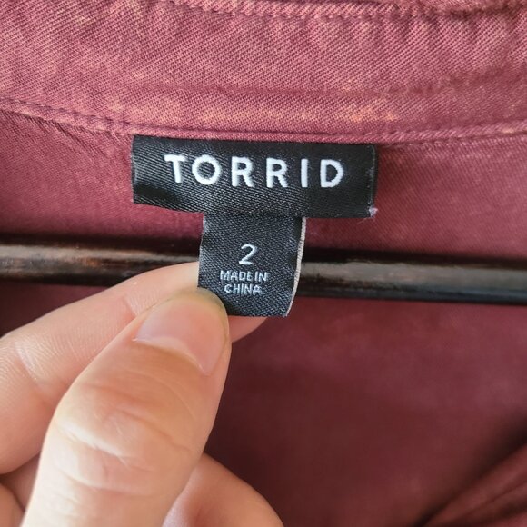 Torrid Lizzie Twill Acid Washed Maroon Button Up Long Sleeve Shirt Women's 2X - Picture 5 of 10